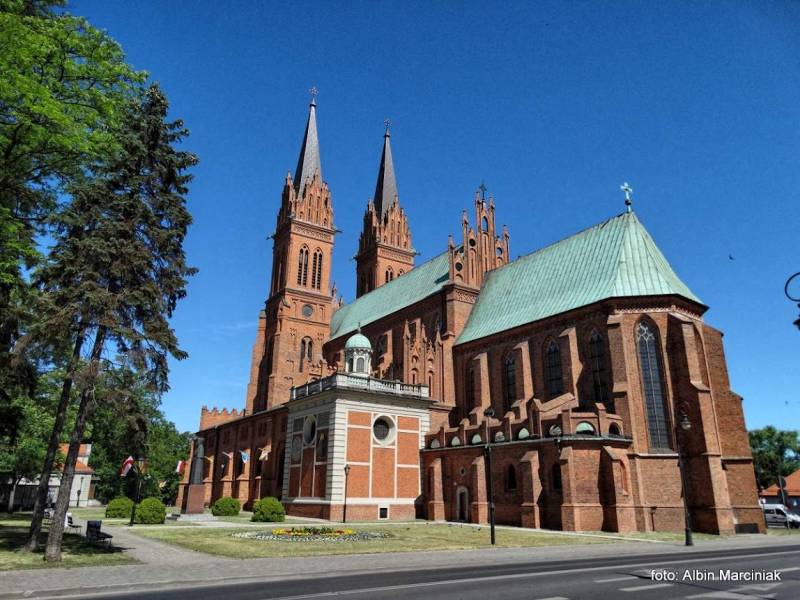 Bazylika katedralna we Włocławku